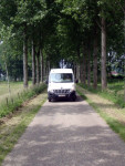 en hij blijft volgen